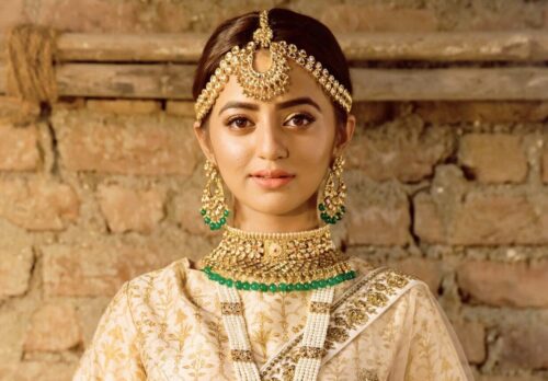 Helly Shah Indian television actress Wiki ,Bio, Profile, Unknown Facts and Family Details revealed